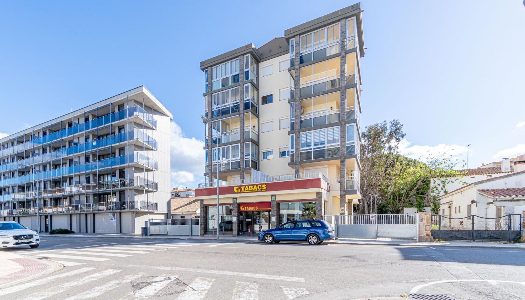 Est1-Spaciouss Appartment In The Beach, Bbq, Downtonwn, Parking, Fast Wifi Fibre Roses Esterno foto